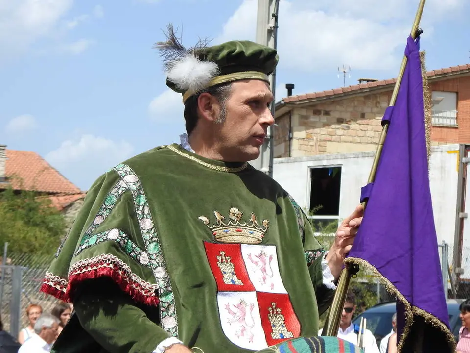 PASACALLES Y PREG&Oacute;N EN COVALEDA (13)