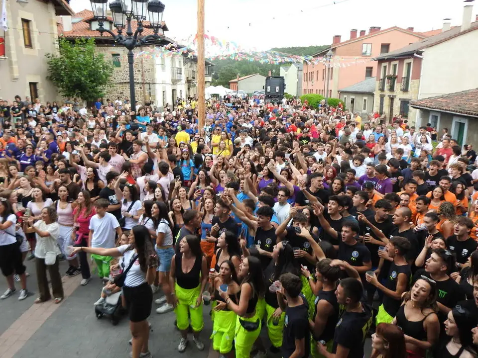 FIESTAS NAVALENO VERANO 2026 (21)