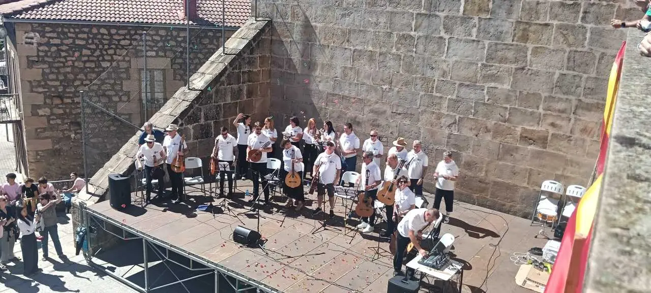 PREG&Oacute;N DE FIESTAS 2026 (36)