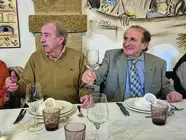 Teodoro de Miguel (dcha.) junto a otro de los empresarios m&aacute;s longevos, R. &Aacute;ngel Chicote