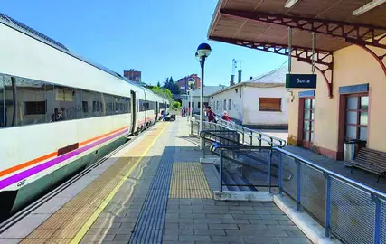 estaci&oacute;n tren soria trenes