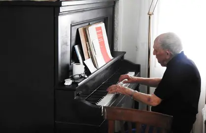 JOSE MAR&Iacute;A &Aacute;LVARO