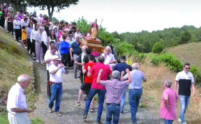 Procesión de Moncalvillo durante la pasada edición