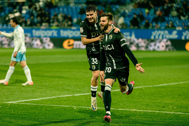 a6e23c38-19c6-49d4-b75f-a1873e44869b-586