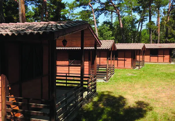 refugio pescadores covaleda camping