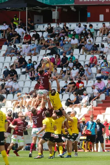 CCE8DE19-BADA-B7DD-A8A1A59A569ADD21