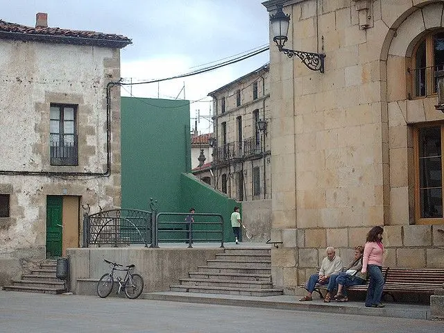 fronton covaleda