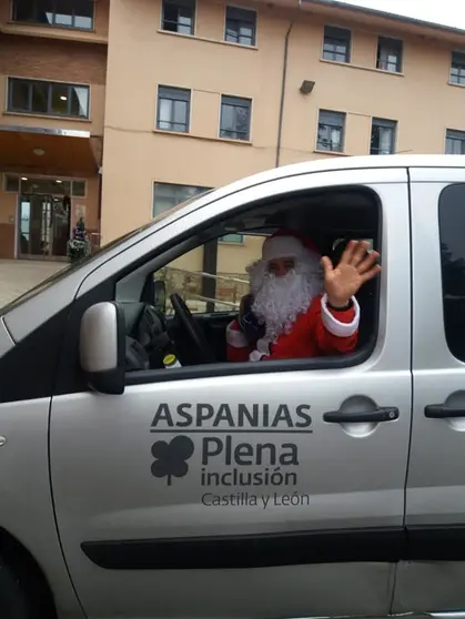 PAPA NOEL EN LA RESIDENCIA RIO ARLANZA