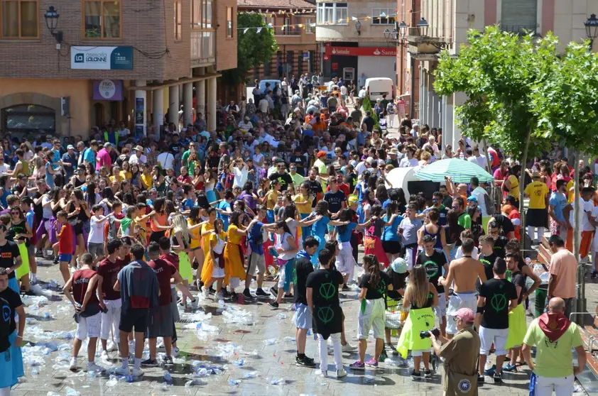 Chupinazo de las fiestas de Salas