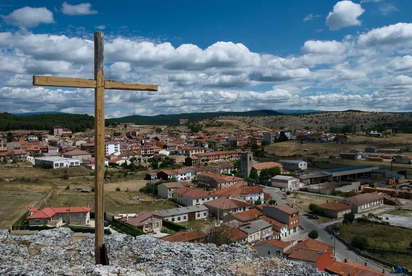 FOTO DEL PUEBLO DE HONTORIA DEL PINAR