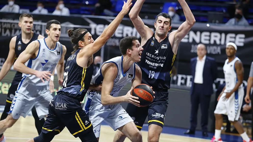 Iberostar-Tenerife-Hereda-San-Pablo-Burgos-Firma-acb-Photo-E.-Cobos