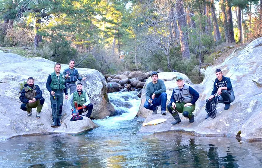 Miembros de la Asociación Pesca Pinares