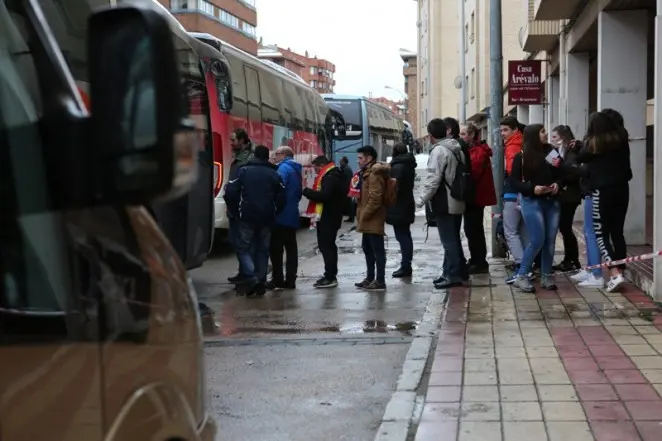 662x372a_25172206colas-autobuses