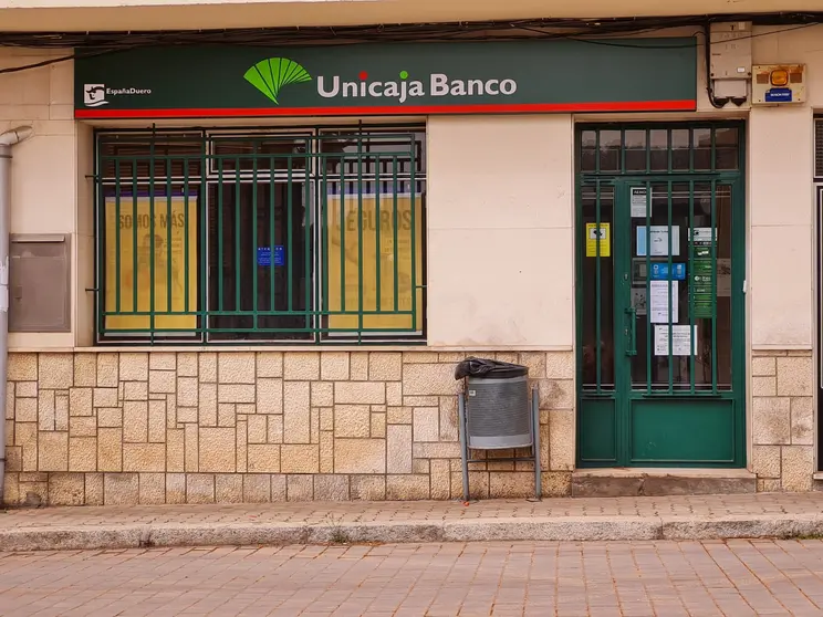 UNICAJA BANCO NAVALENO