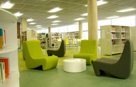 Biblioteca de Burgos - Zona juvenil