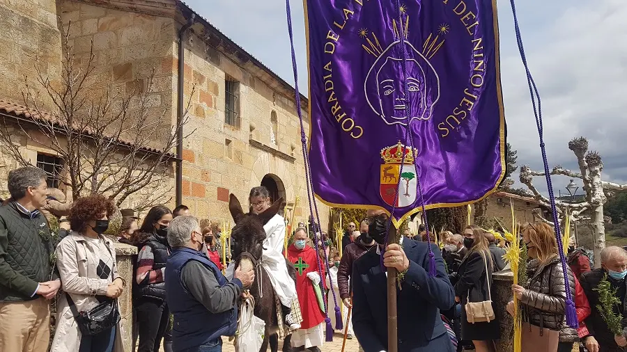 PROCESION D.RAMOS NAVALENO