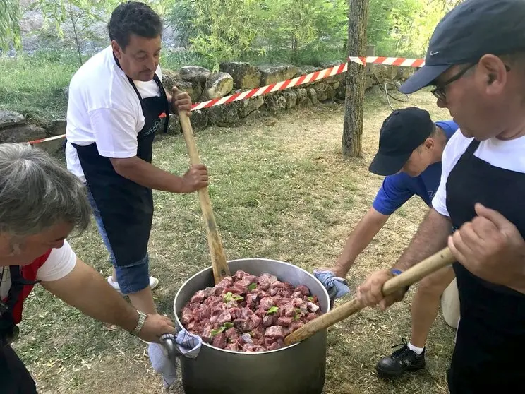 Caldereta de las fiestas de una edición pasada