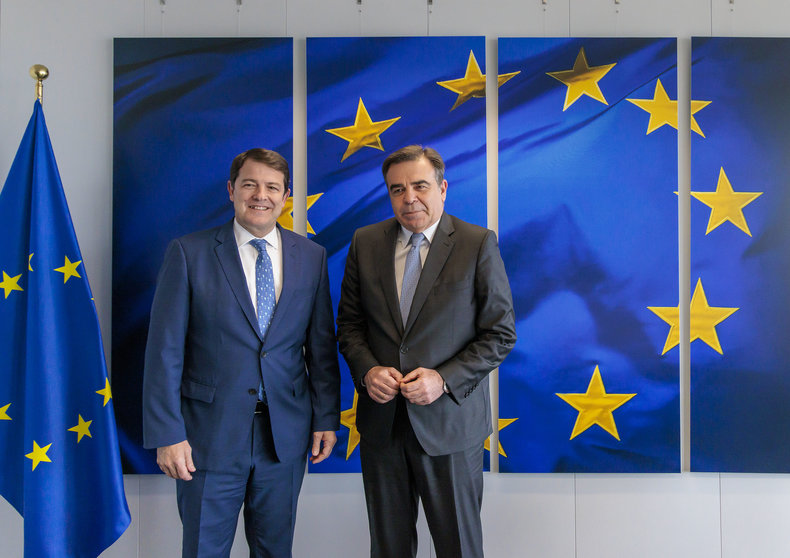 Fernández Mañueco con el Vicepresidente de la Comisión Europea