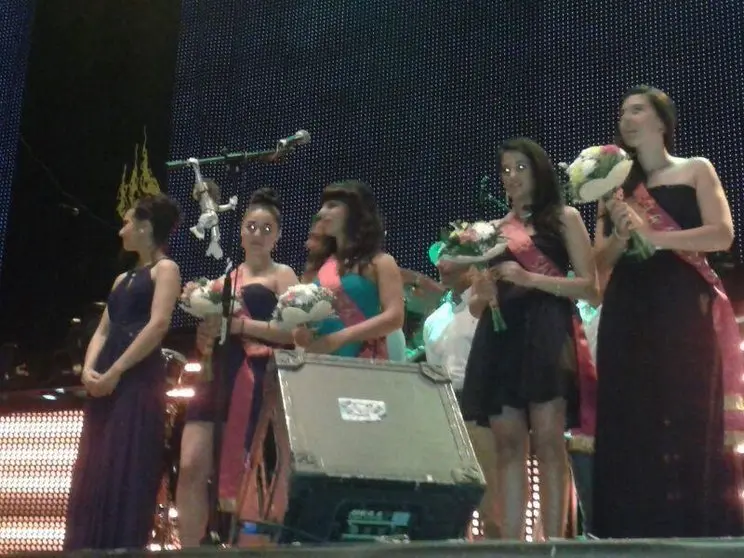 GALA ELECCION DE DAMAS Y REINAS DE SALAS