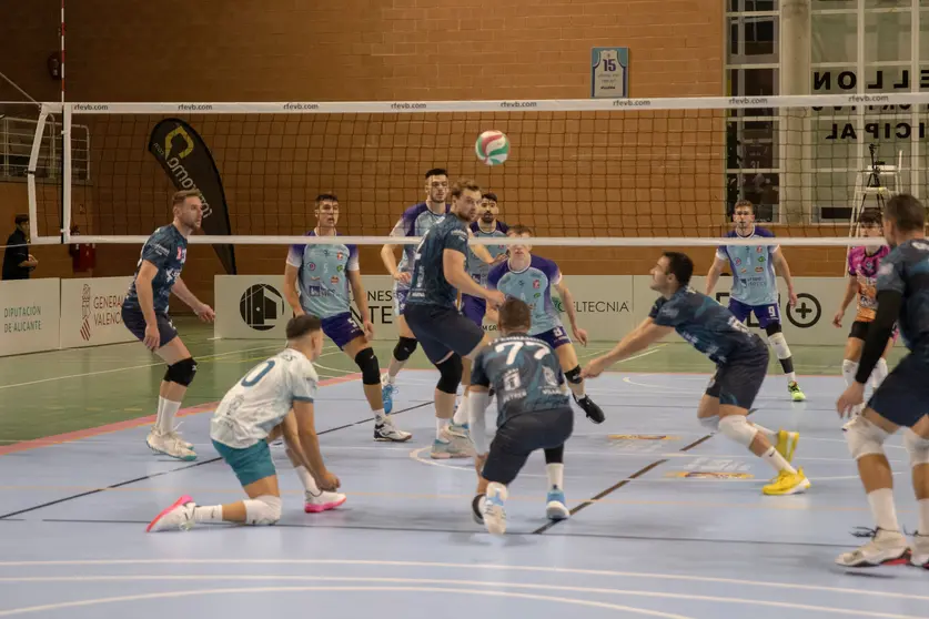 Grupo Herce Soria vence a domicilio al Volei Villena-Petrer