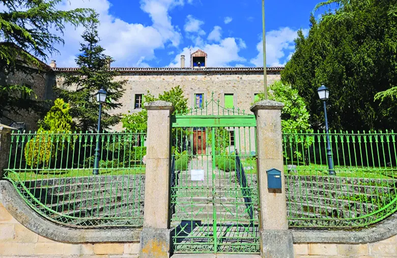 RESIDENCIA EL ROYO