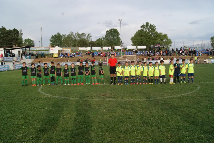 XXIV
Dinosaurios Cup de fútbol 7 en Salas de los Infantes