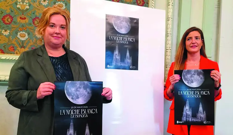 La alcaldesa de Burgos, Cristina Ayala junto a la concejal de cultura, Marta Alegría, durante la presentación del programa