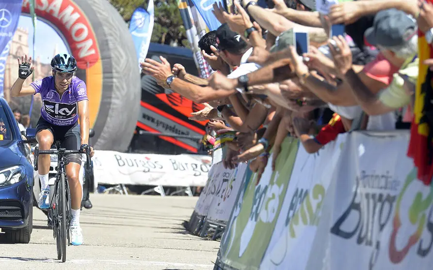 Mikel Landa entrando en Meta en las Lagunas de Neila (edición 2017)