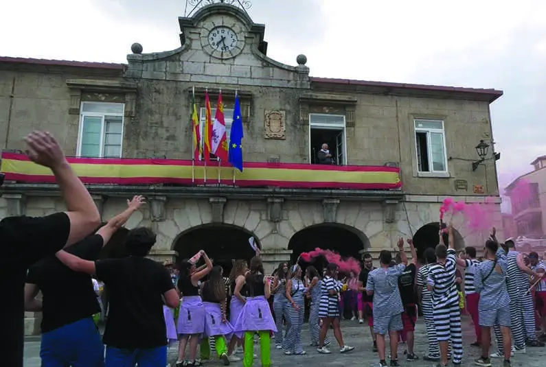 Ayuntamiento de Hontoria del Pinar durante las fiestas patronales 2026