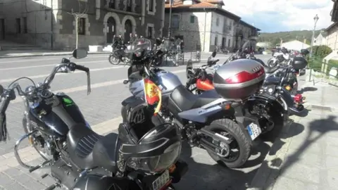 FOTOMOTOSNAVALENO 1