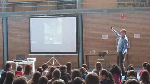 charla museo arq3