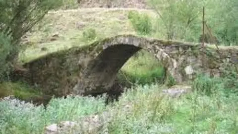 PUENTE DE NEILA