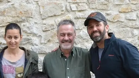 E5DEDD61-DB2B-1868-A1C5CAB9CCE7D4BB copia