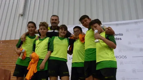 65396084_2438146149579029_7836545024169869312_n