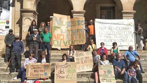 LUCHA POR EL CLIMA EN VILVIESTRE