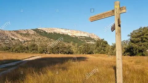 la-canada-real-galiana-sierra-de-las-cabrejas-soria-espana-dd8ydj
