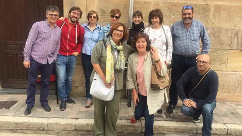 TERESA CON SUS ALUMNOS