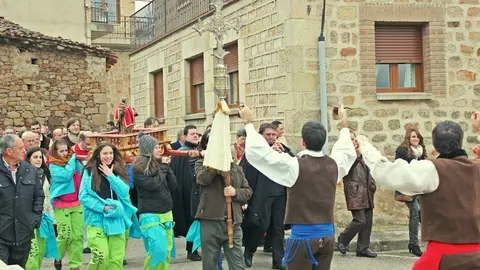 Procesión en Castrillo de la Reina