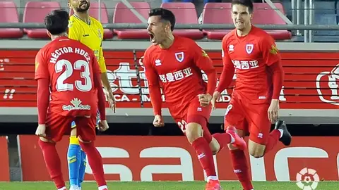 662x372a_15213654cronica