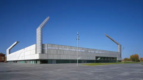 Projekt:  Fussballstadion Palencia
Architekt: Francesco Mangado
Ort: Palencia