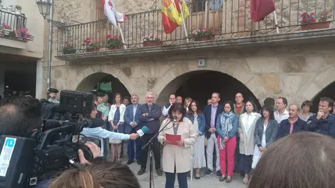CONCENTRACION EN SALAS POR LA MUERTE DE MONIKA
