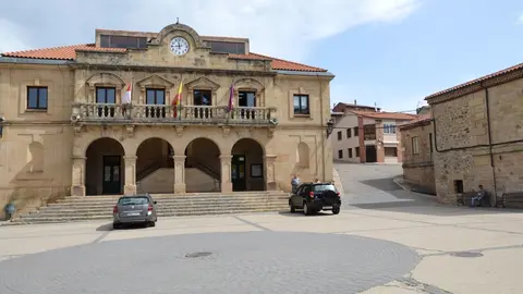 Plaza central de Vilviestre