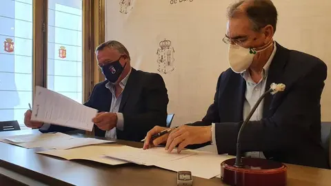 FIRMA CONVENIO SODEBUR-FAE
