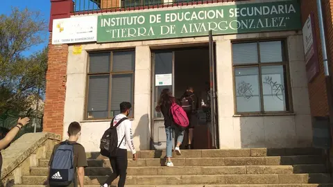 2 ARRIBA IZQUIERDA