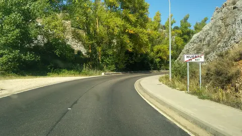 Estado actual de la carretera a su salida en Huerta de Rey. Fotografía: Beatriz Montero