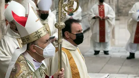 Apertura del Año Santo con motivo del VIII Centenario de la Catedral y despedida oficial del administrador apostólico de la Archidiócesis, Fidel Herráez.