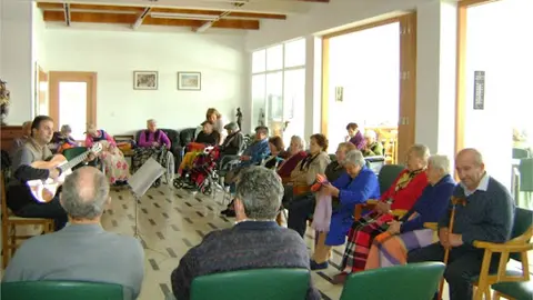 MAYORES DE LA RESIDENCIA