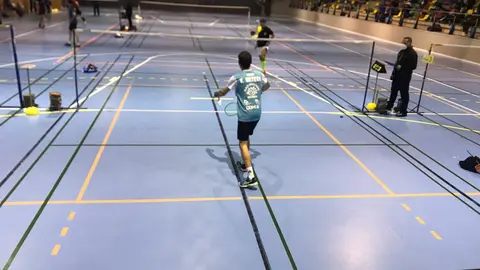 bábminton