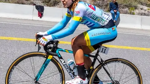 Ciclista-Cubana-Arlenis-Sierra-Ray-Rogers-Flickr