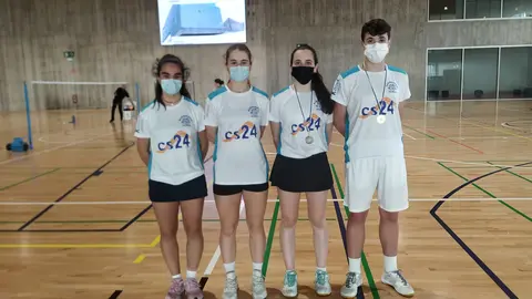 ISABEL, DANIELA, ANA Y JAVIER